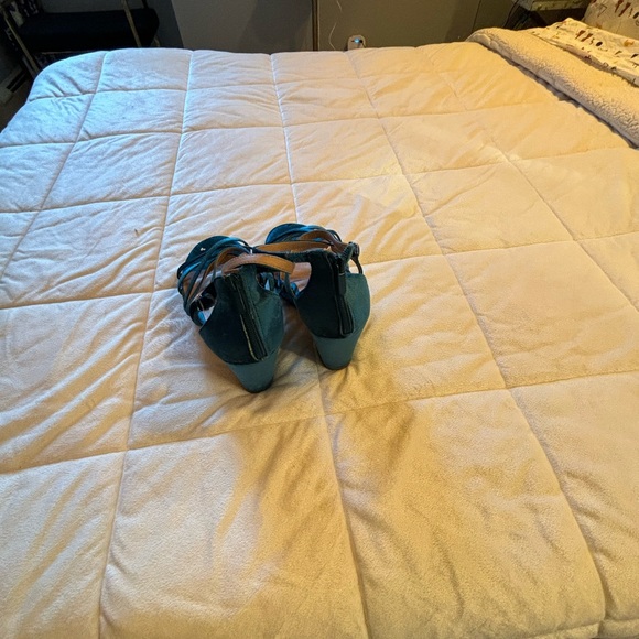 Torrid Turquoise Blue Velvet Strappy  Wedge Sandals - Picture 6 of 11